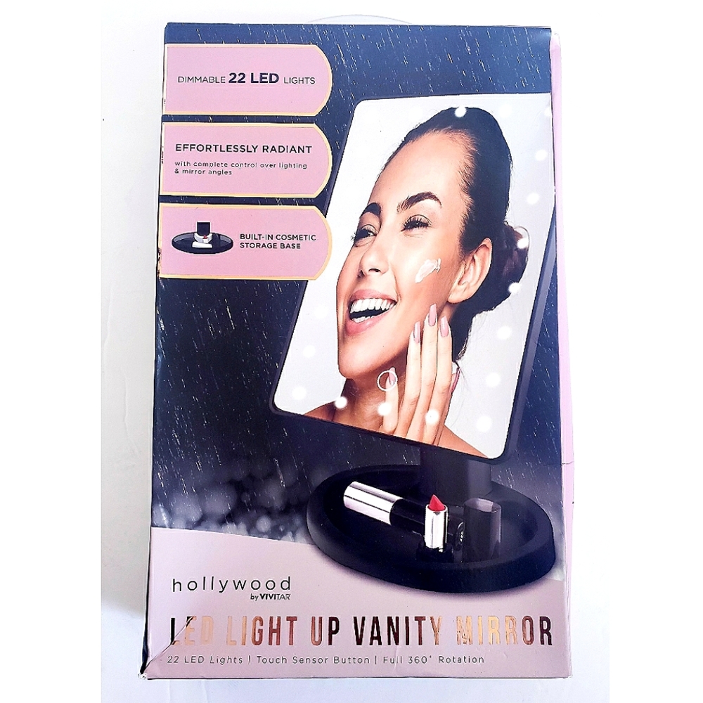 NWOT HOLLYWOOD BY VIVITAR LED LIGHT UP VANITY MIRROR